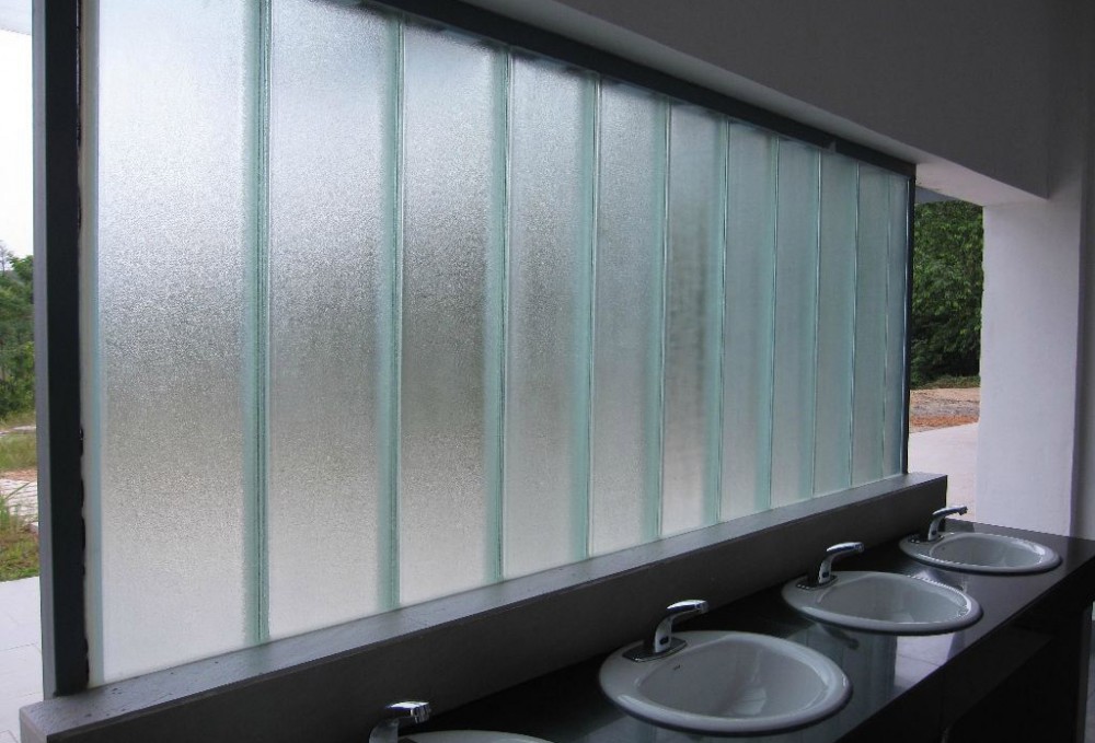 U型玻璃幕牆案例三  U-shaped glass curtain wall case 3
